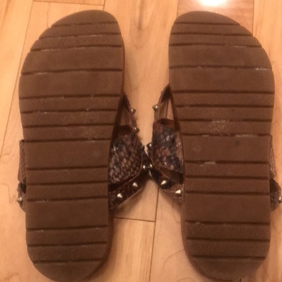 Leather sandals-cognac snakeskin print with studs. Hardly worn. Size 40 - Picture 3 of 5